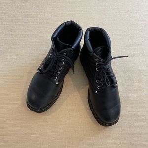 Cougar boots, size 8